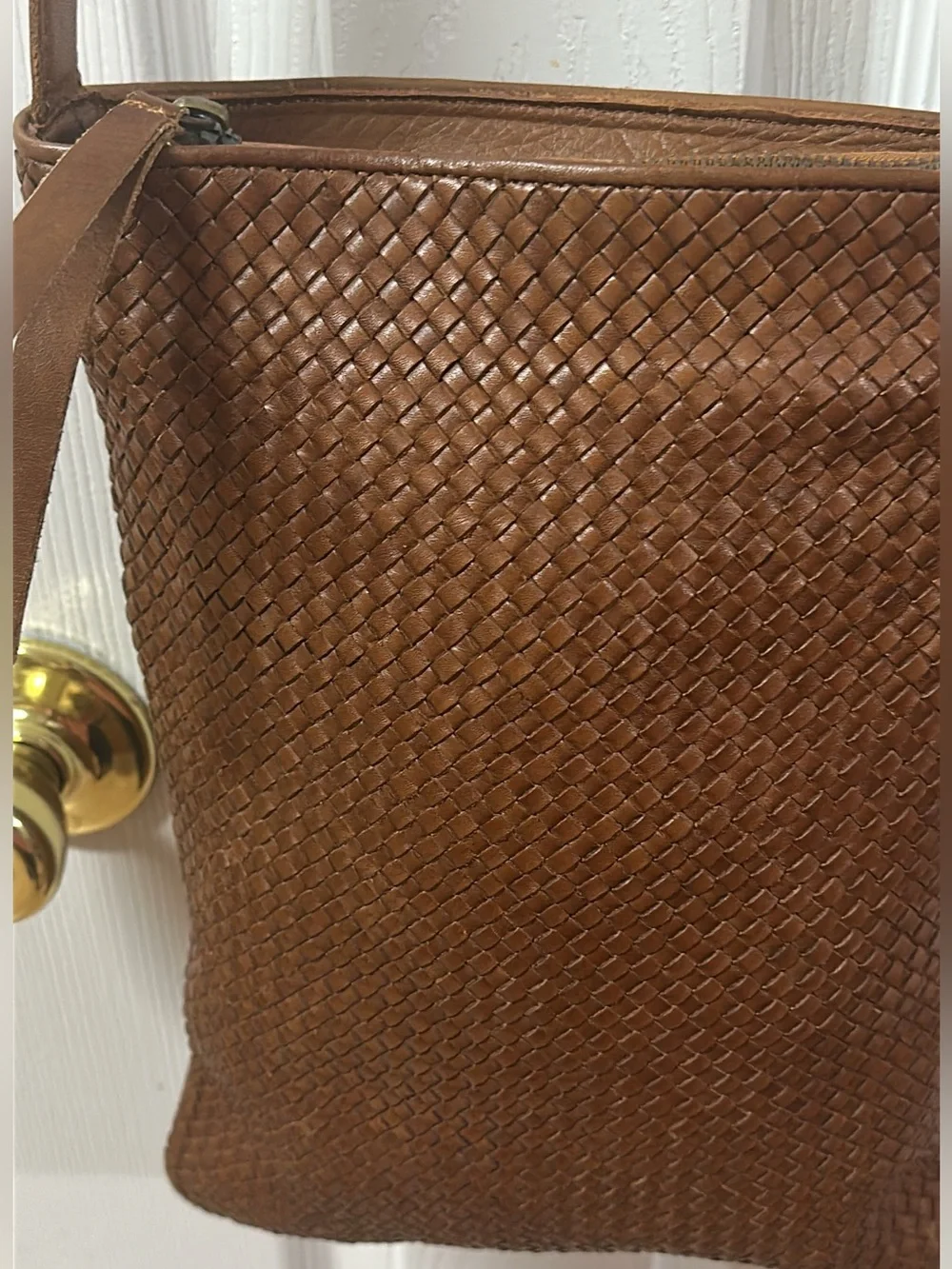 Platania Woven Leather Crossbody Bag in Brown. 12x9 (bags 20)